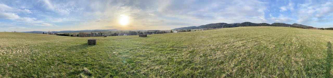 Chaloupka S Rodinnou Tradici Mezimesti Esterno foto