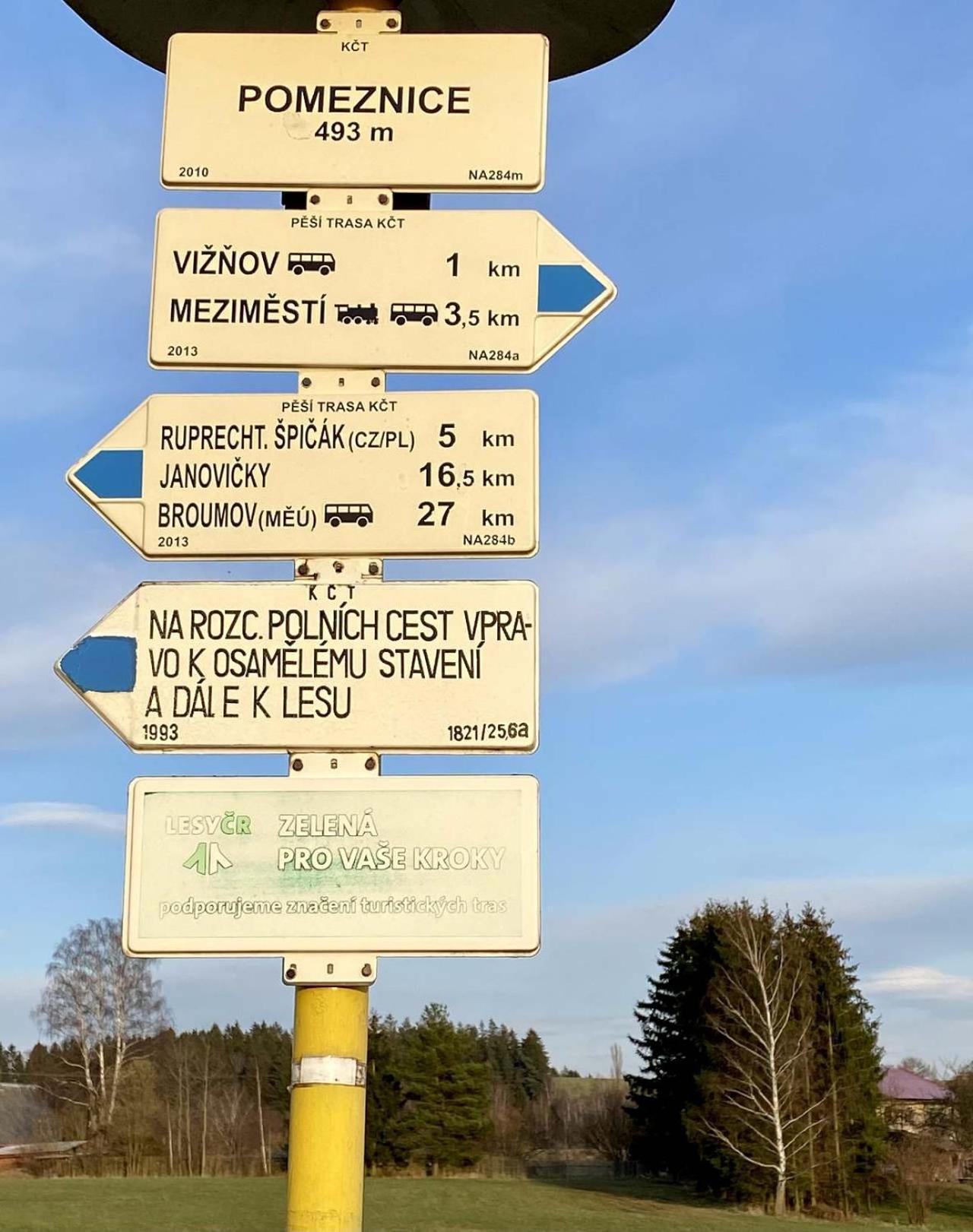 Chaloupka S Rodinnou Tradici Mezimesti Esterno foto